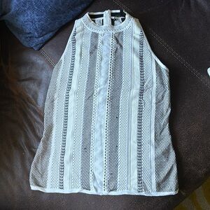 White House Black Market sweater tank size M